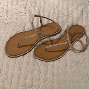 Chinese laundry sandals